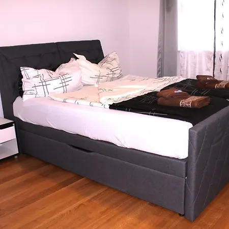 Brig City Apartment Appartement